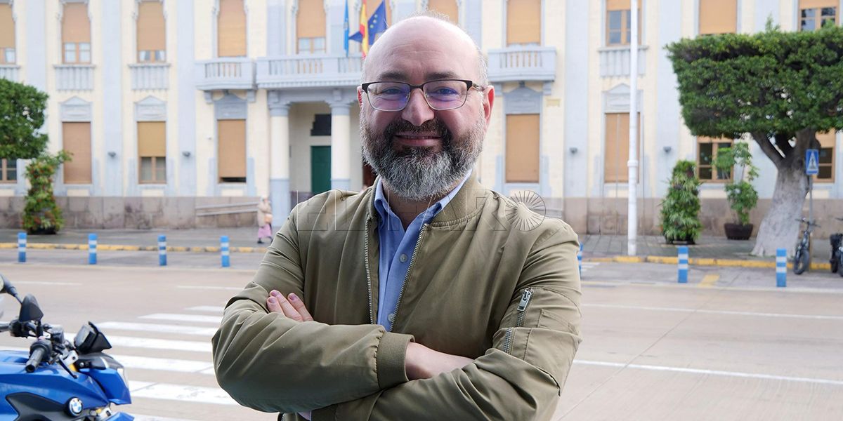 Robles acusa al Gobierno Imbroda de rechazar las aulas modulares