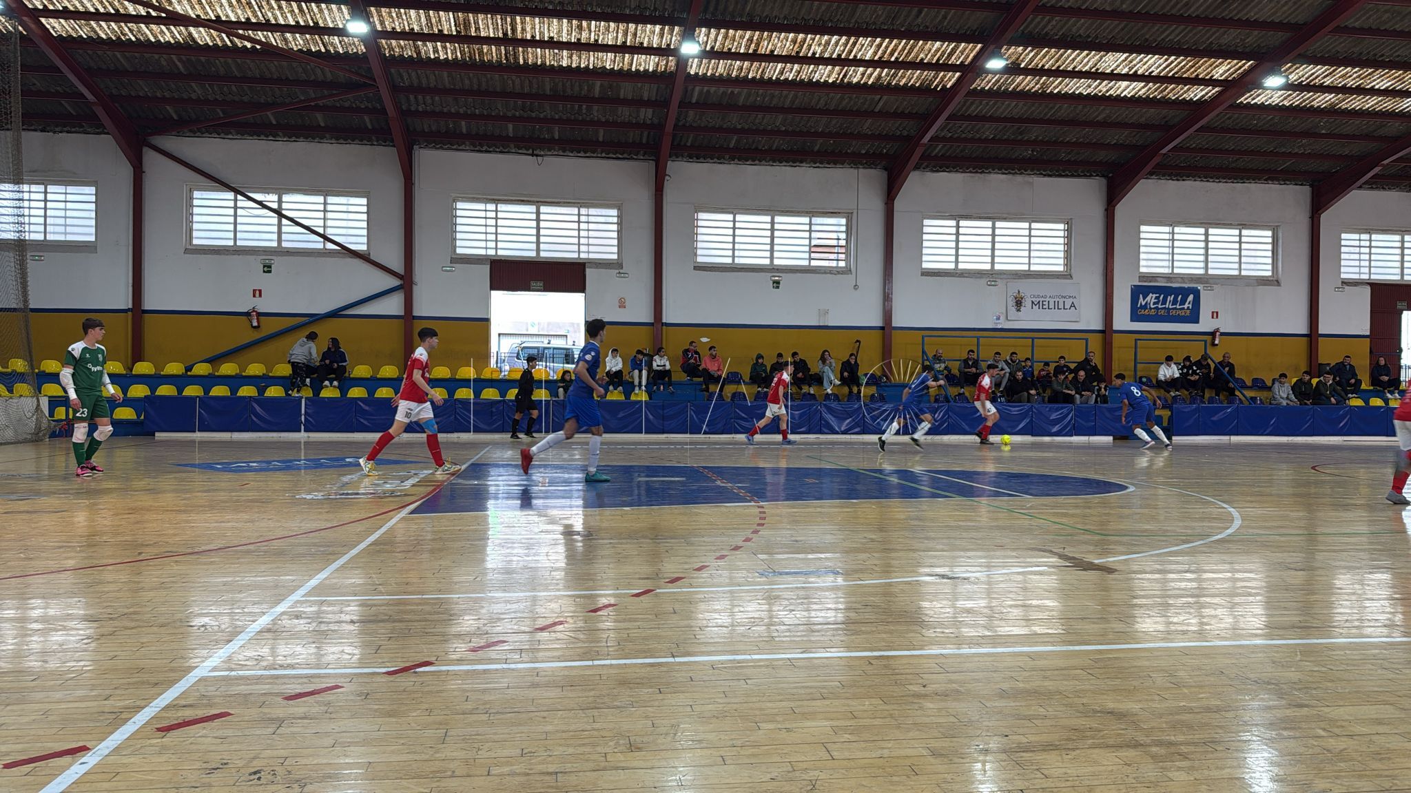 El Rusadir rescata un punto en los últimos minutos del partido