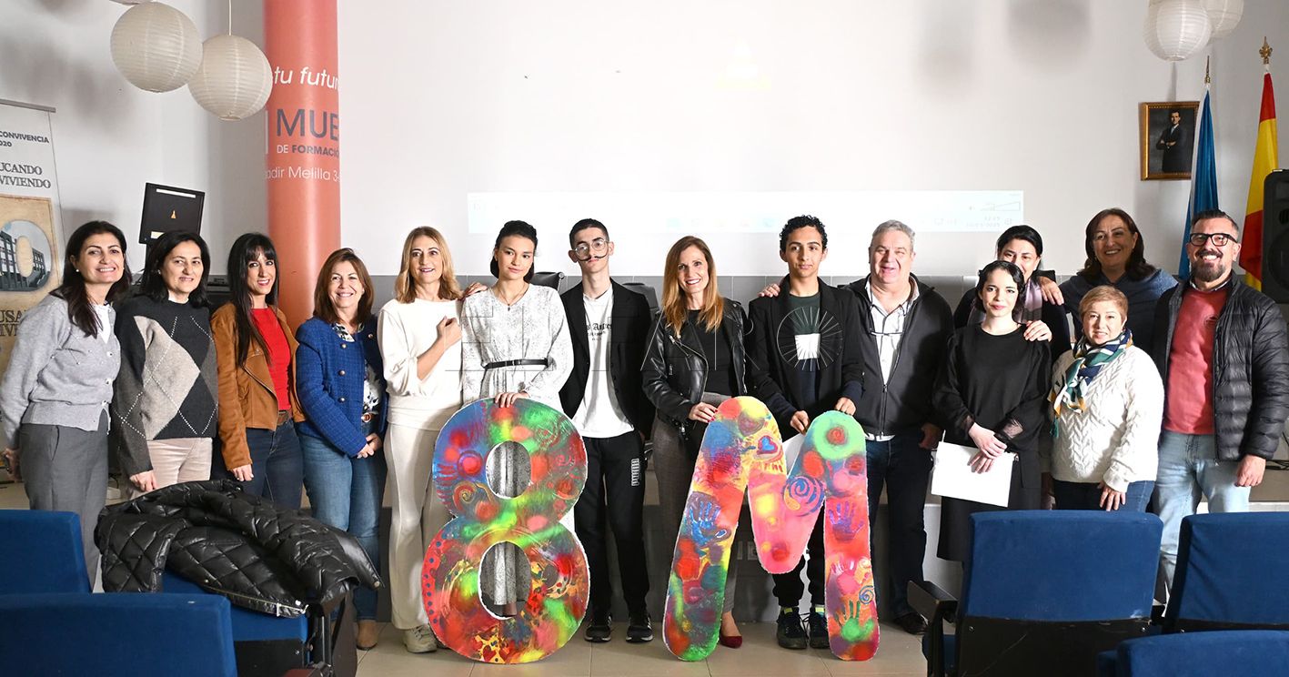 Aportación de las mujeres al arte, literatura y cultura en la exposición del IES Rusadir