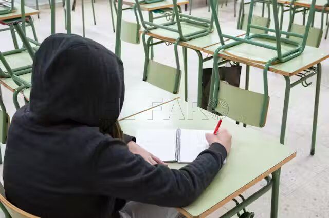 Suspender para encajar: la paradoja social entre los adolescentes de Melilla