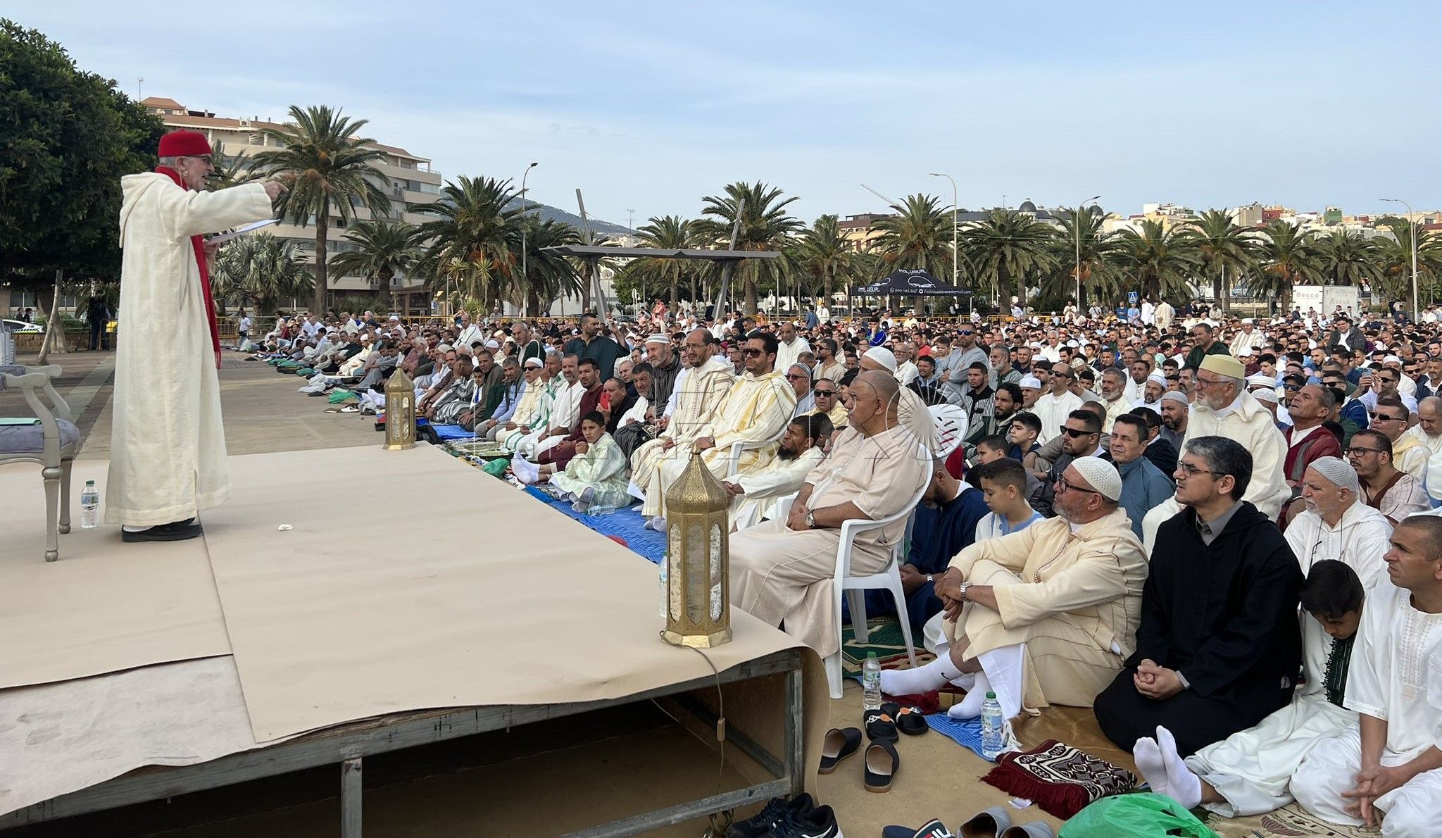 Melilla se prepara para un multitudinario rezo del Aid El Fitr en la Plaza de San Lorenzo