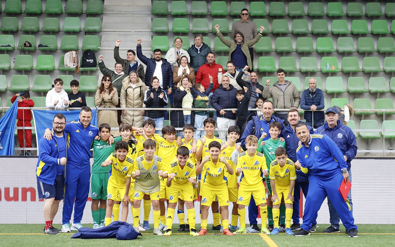 Los chicos ganan a Extremadura y las chicas pierden