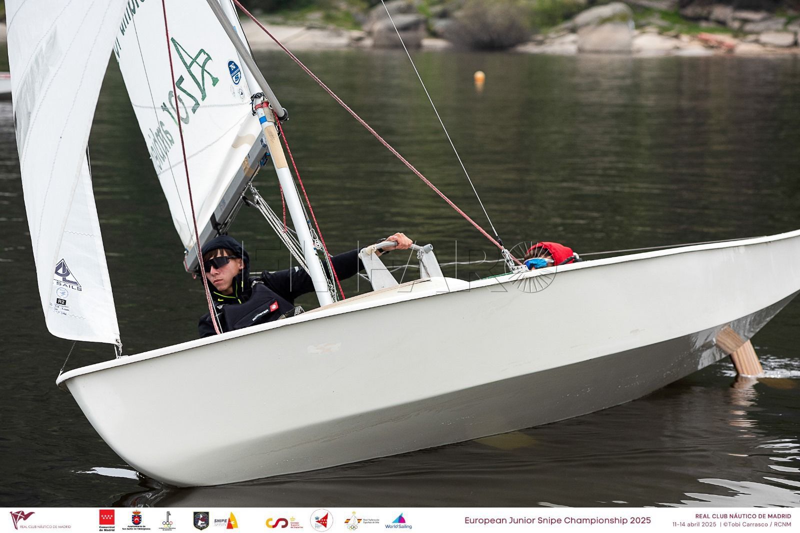 Los regatistas locales se quedan sin competir por la falta de viento
