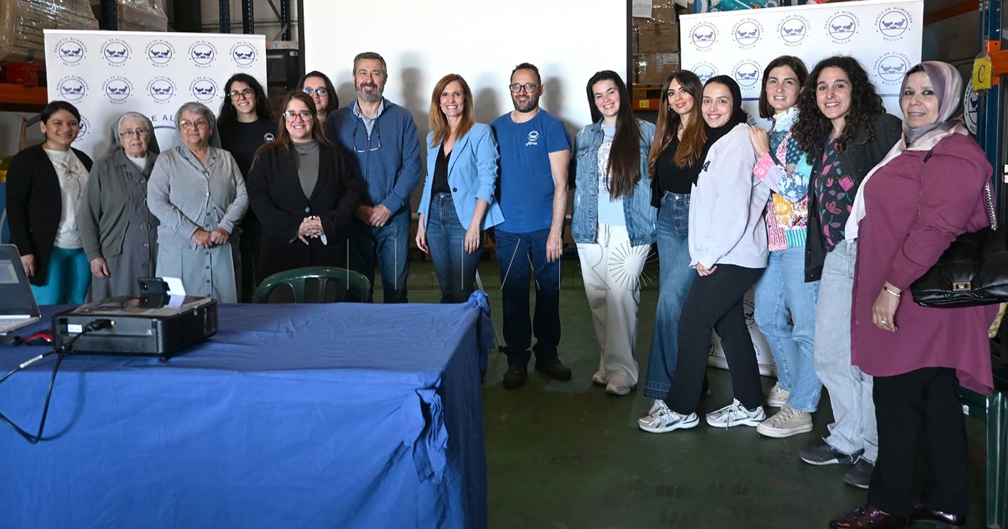 Segura aborda la violencia de género con trabajadores, entidades y usuarios del Banco de Alimentos