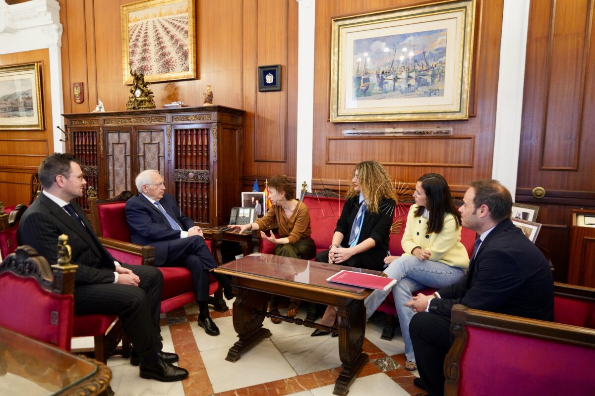 La Ciudad lamenta el fallecimiento de Olga Carrión, referente en políticas de igualdad en Andalucía