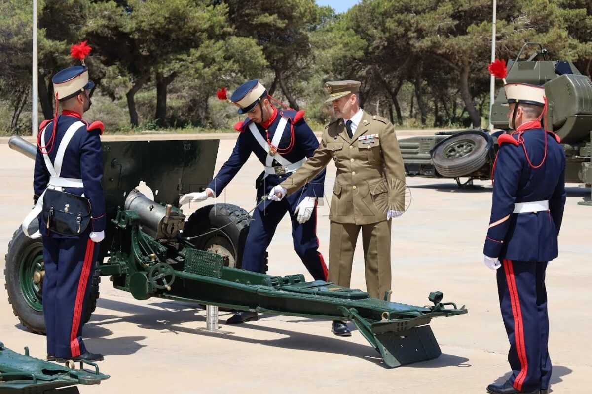 El Regimiento de Artillería Mixto Nº 32 conmemora el 2 de mayo