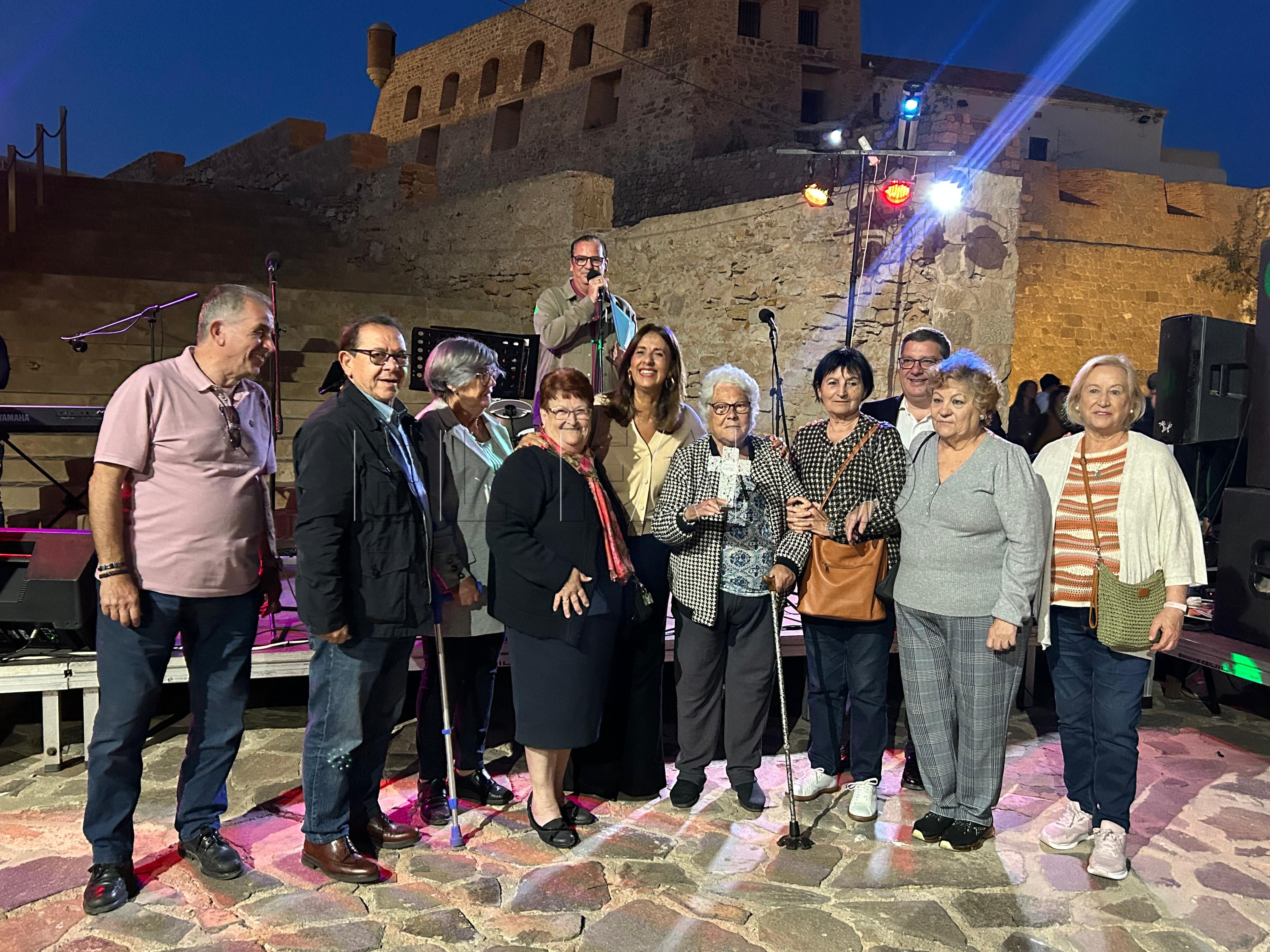 La Casa Hermandad del Rocío acoge la entrega de premios de las Cruces de Mayo