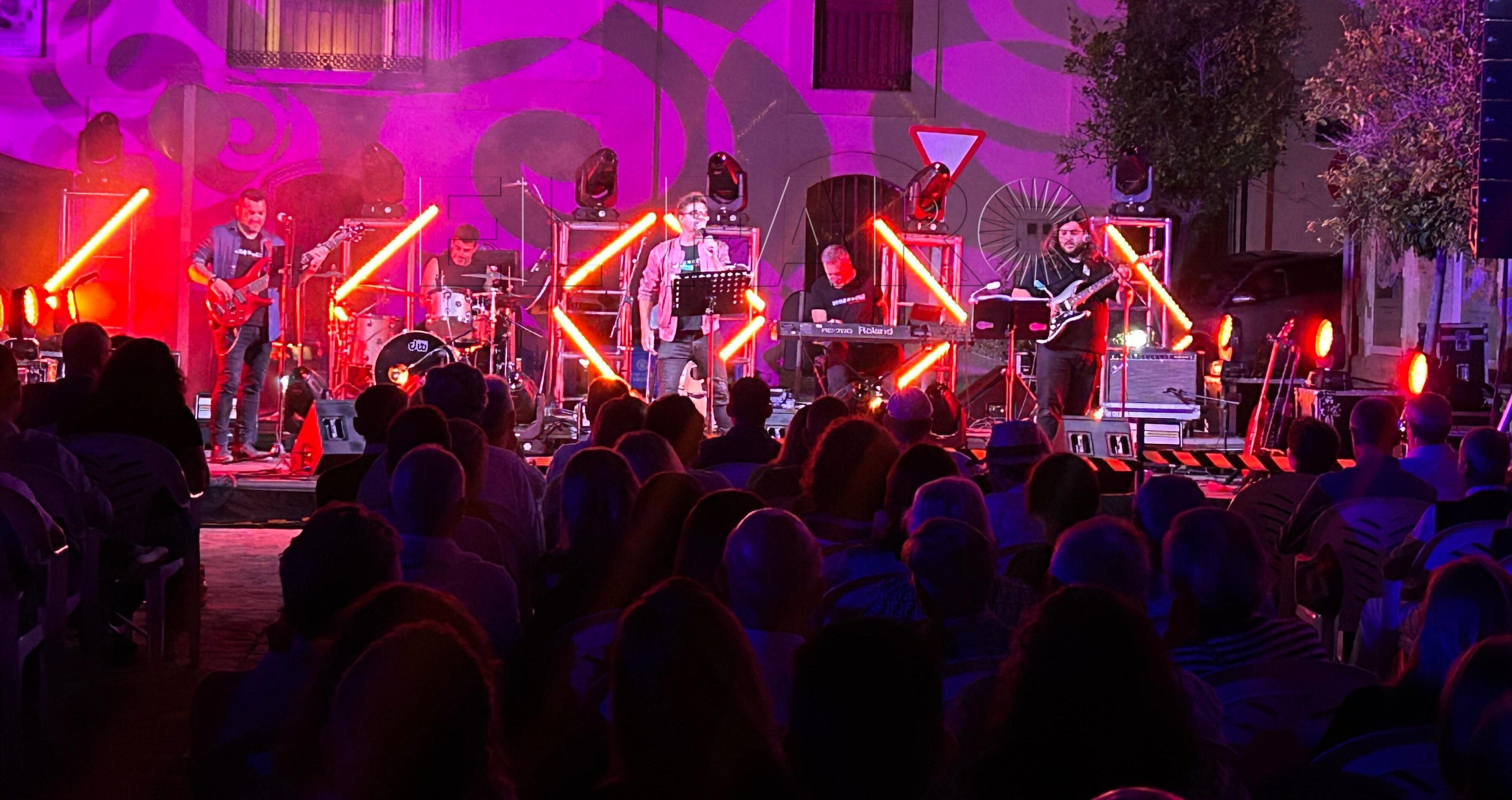 Joaquín Sabina se despide de Melilla por la puerta grande