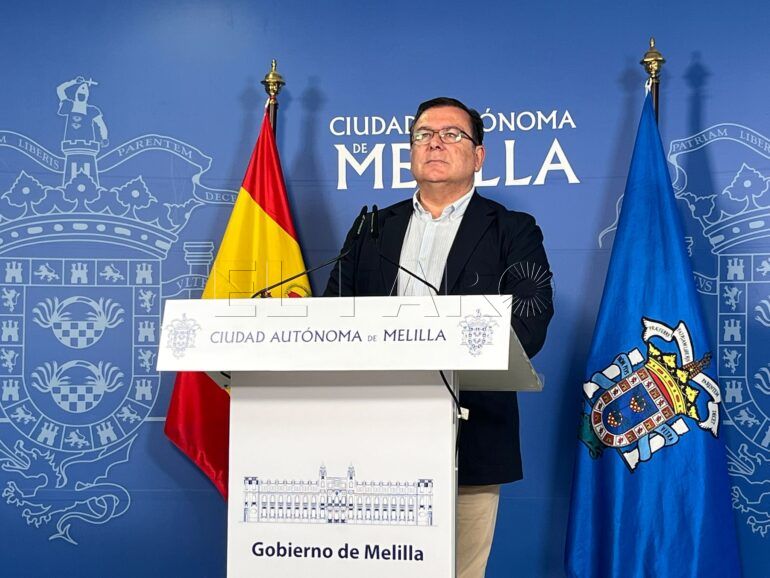 José Ronda impulsa la modernización del parque móvil de la Policía Local y Protección Civil