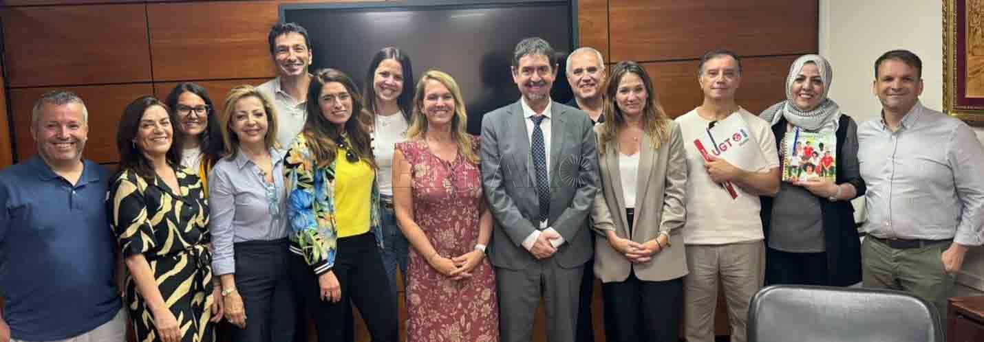 Foto de familia de la reunión con el secretario de Estado