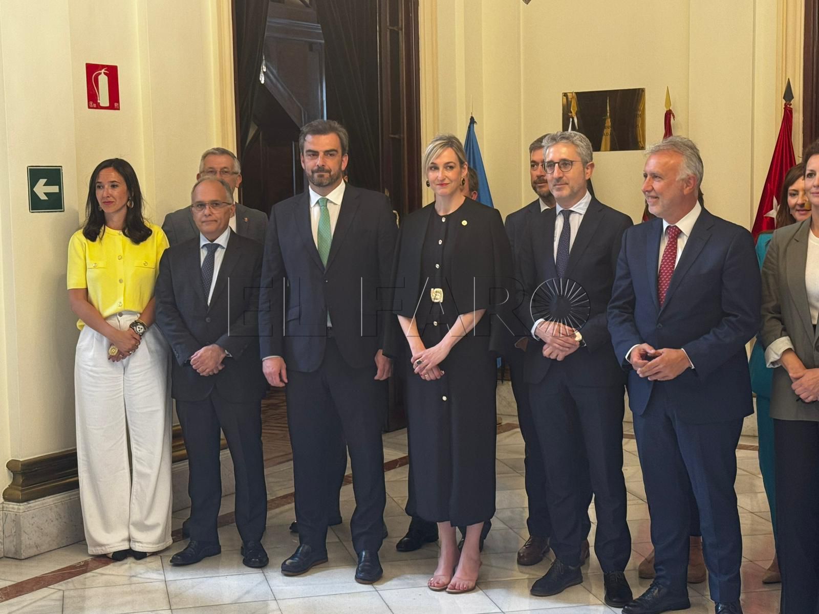 Miembros de la comisión preparatoria