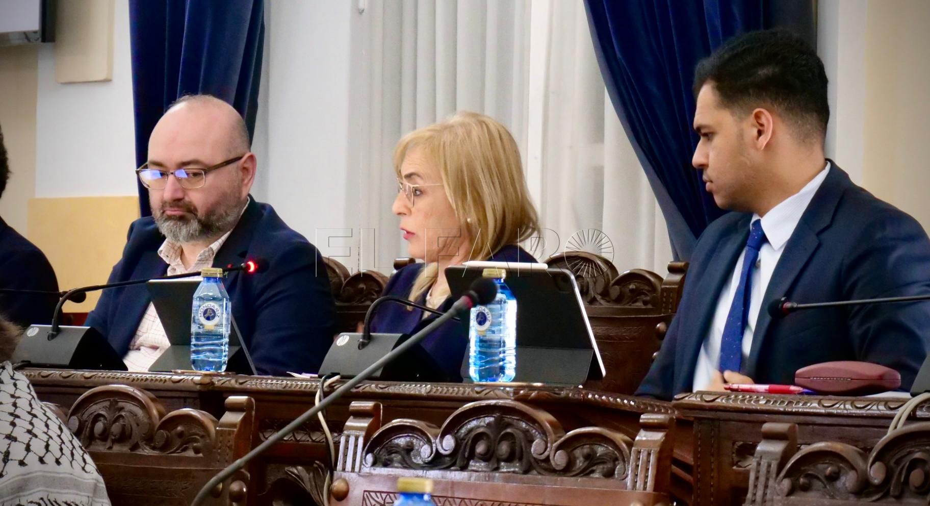 El PSOE denuncia la falta de respuestas por parte del Ejecutivo local en el Pleno