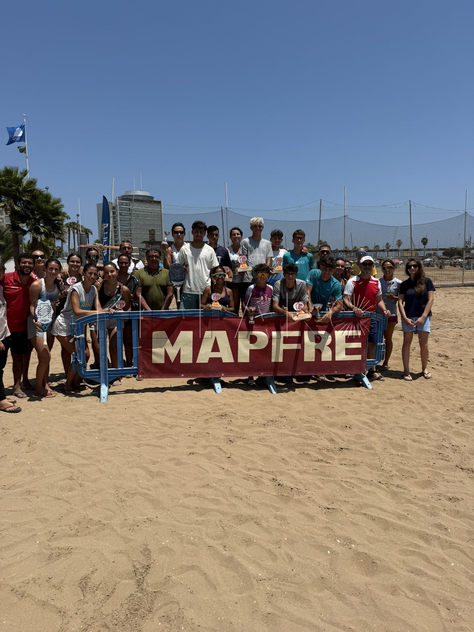 Los melillenses Nicolás Volpe y María Martínez triunfan en la VI edición de la Liga MAPFRE de Tenis Playa