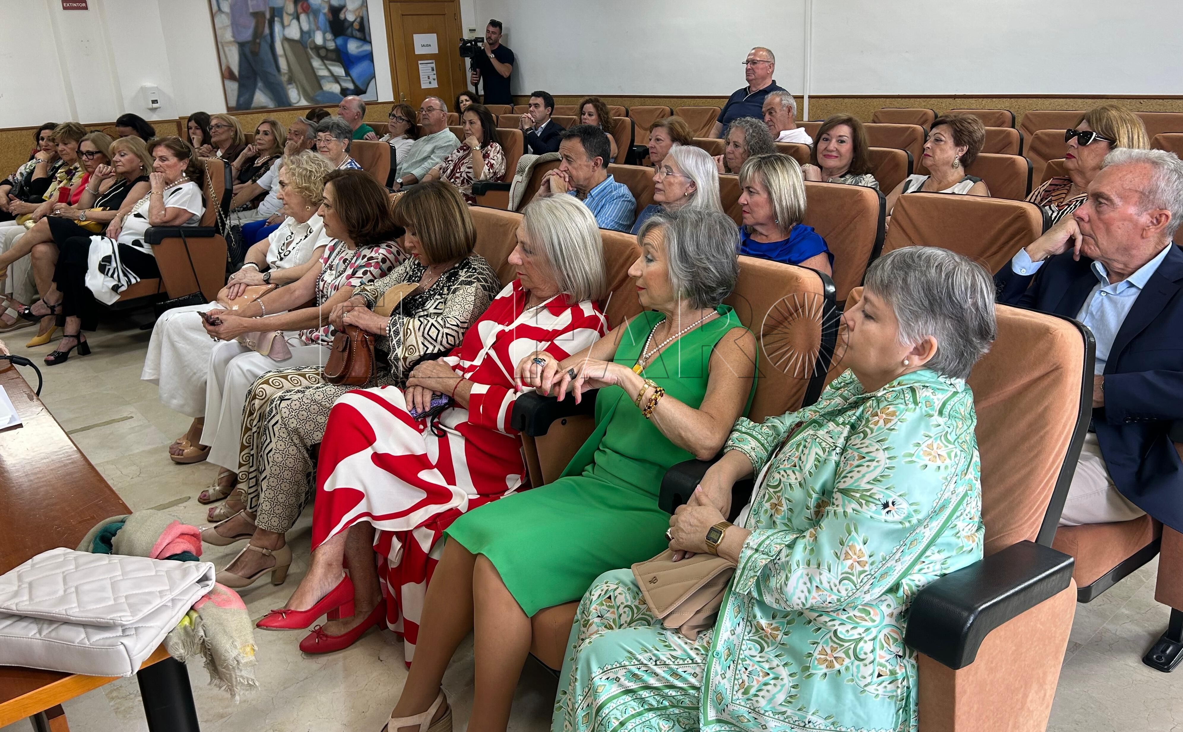 La UGR clausura el curso 2024/2025 del Aula Permanente en Melilla