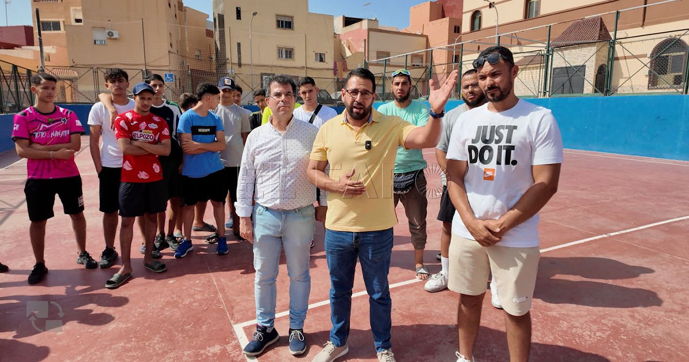 Azmani exige al Gobierno que escuche a los vecinos de Cabrerizas y rehabilite la pista deportiva de Plaza América