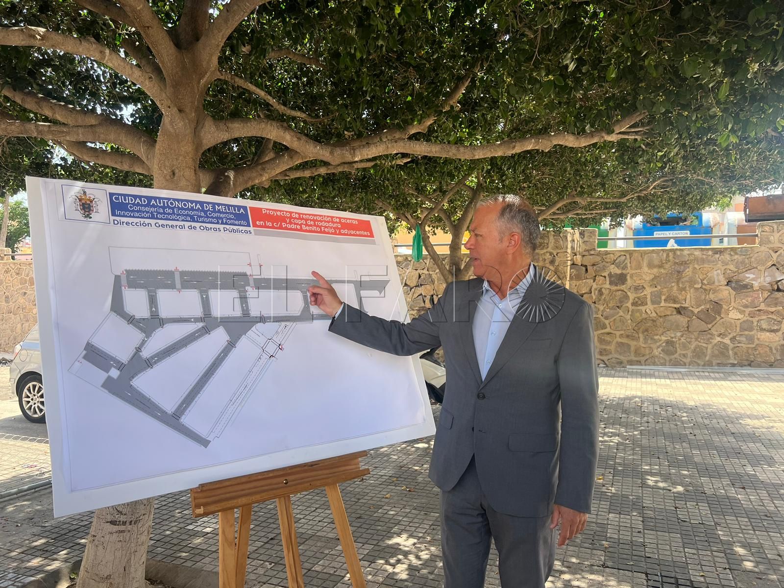 La Ciudad presenta el Plan de asfaltado en la calle Padre Benito Feijóo