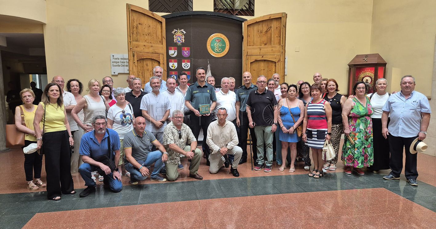 La Comandancia de Melilla acoge el encuentro nacional del 42º aniversario de la 84ª promoción de la Academia de la Guardia Civil de Úbeda