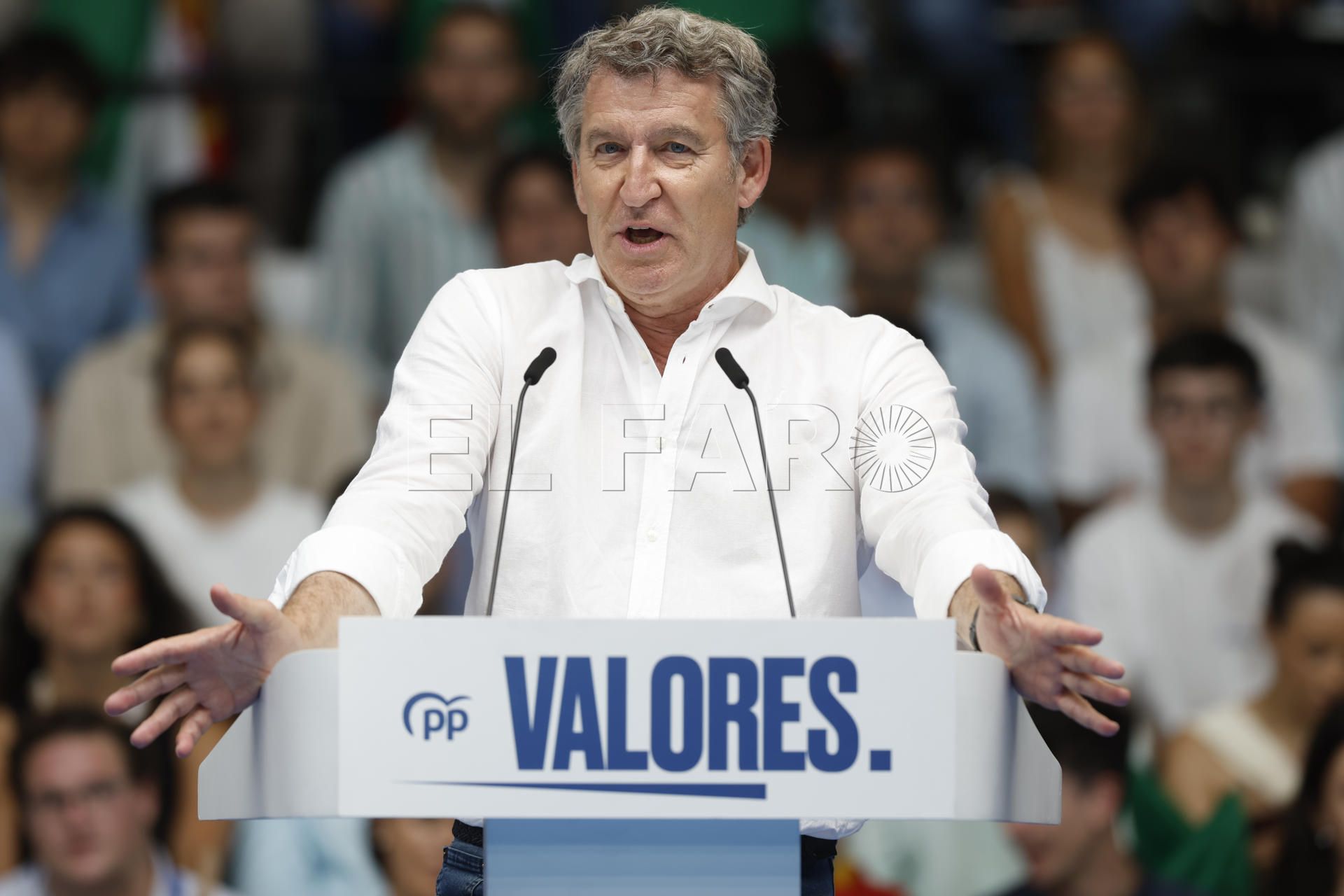 Feijóo pide apoyo para abrir “un nuevo tiempo de decencia”