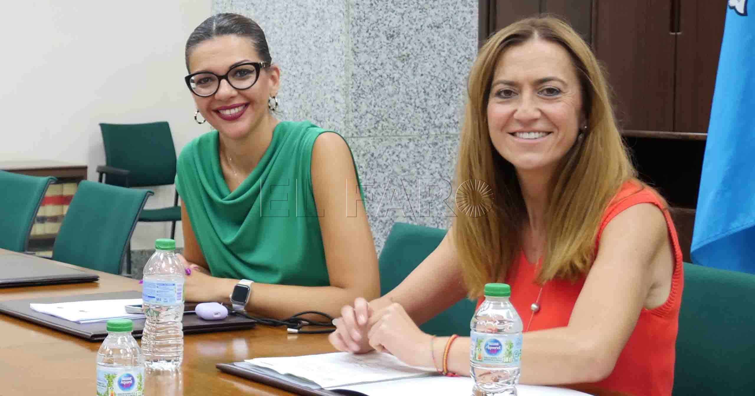 La directora general junto a Sabrina Moh