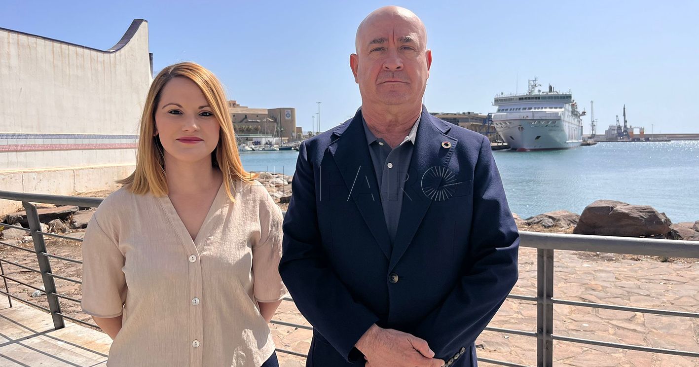 Vox critica los horarios “imposibles” del avión a Almería del fin de semana