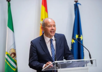 Campo: "El TC no quita ni pone delitos, sino que cumple su papel constitucional"