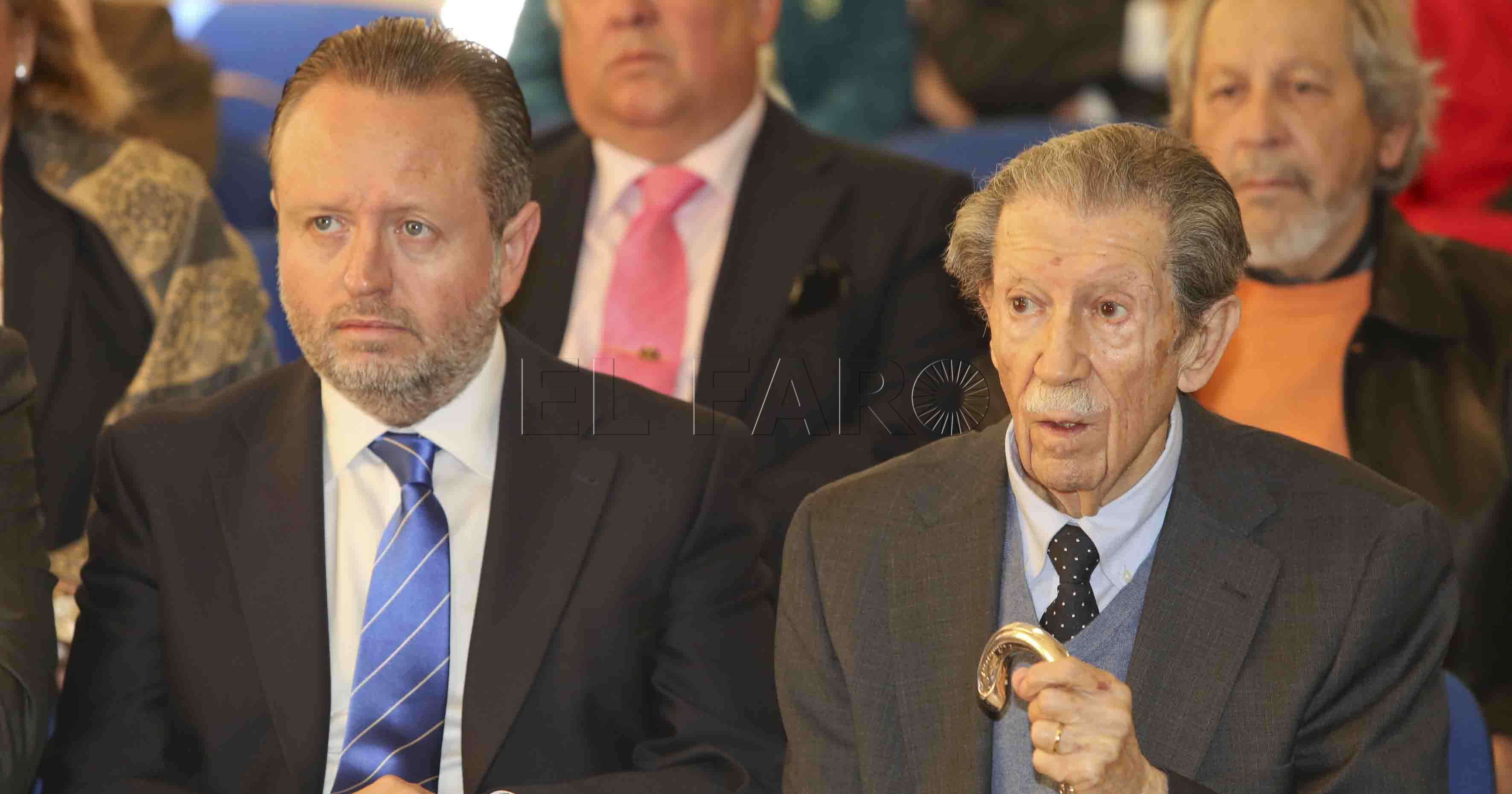 Heredia junto a Manuel Alcántara