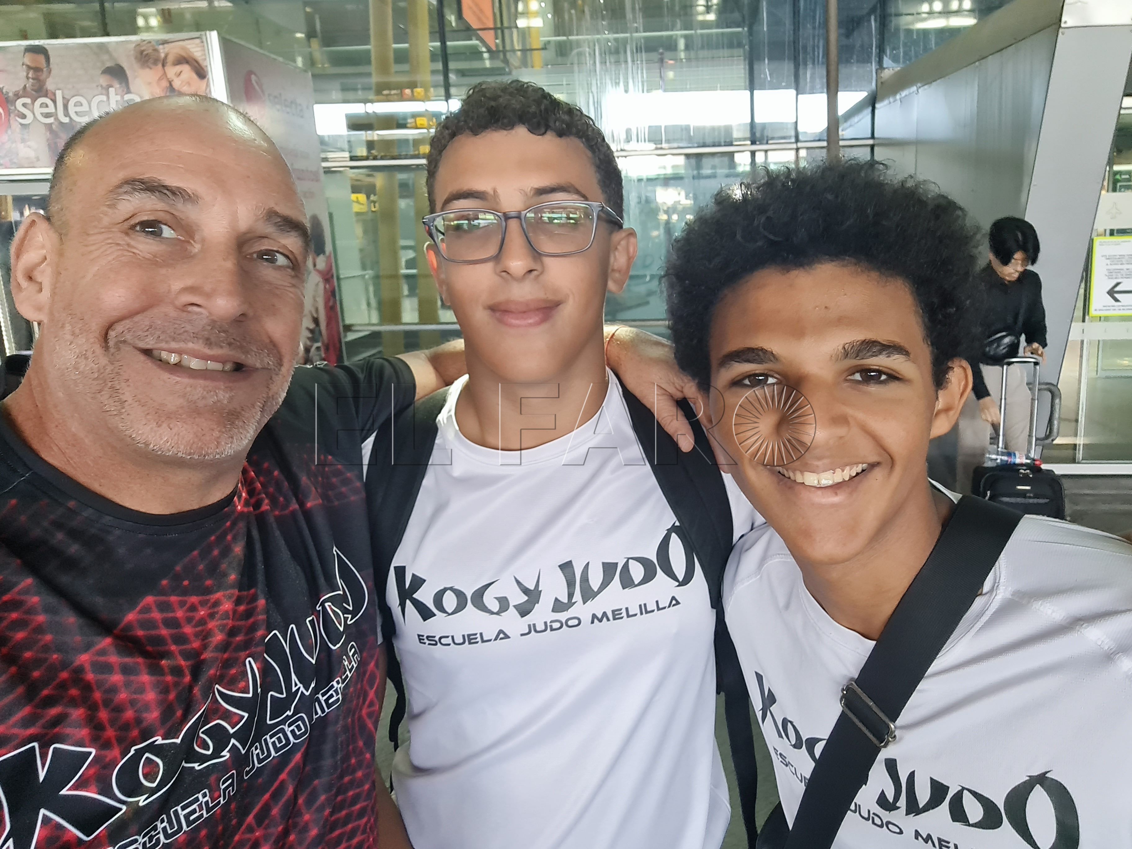 Dos nuevos cinturones negros para la Escuela Kogyjudo