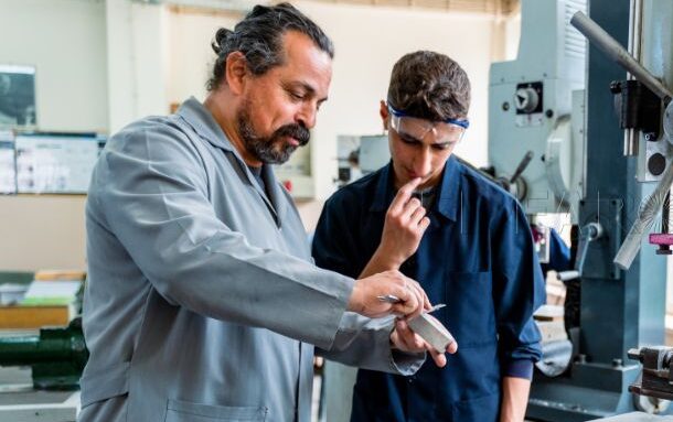 El Gobierno premiará con 5.000 euros a los mejores expedientes de FP