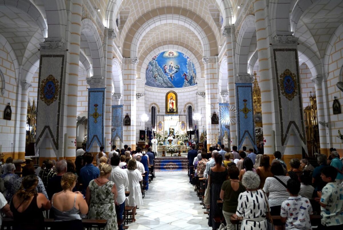 El Sagrado Corazón acoge la VII adoración eucarística centrada en los mayores