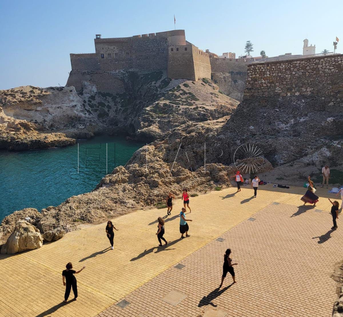 Una bienvenida solidaria al verano, al ritmo de Ecstatic Dance
