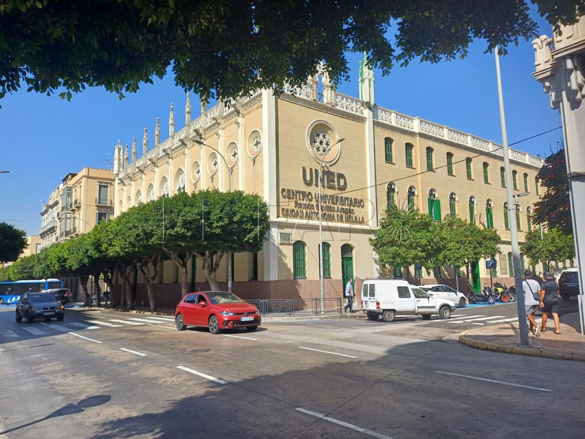 La UNED Melilla trata de recomponerse de la pérdida de su "faro", Ángel Castro