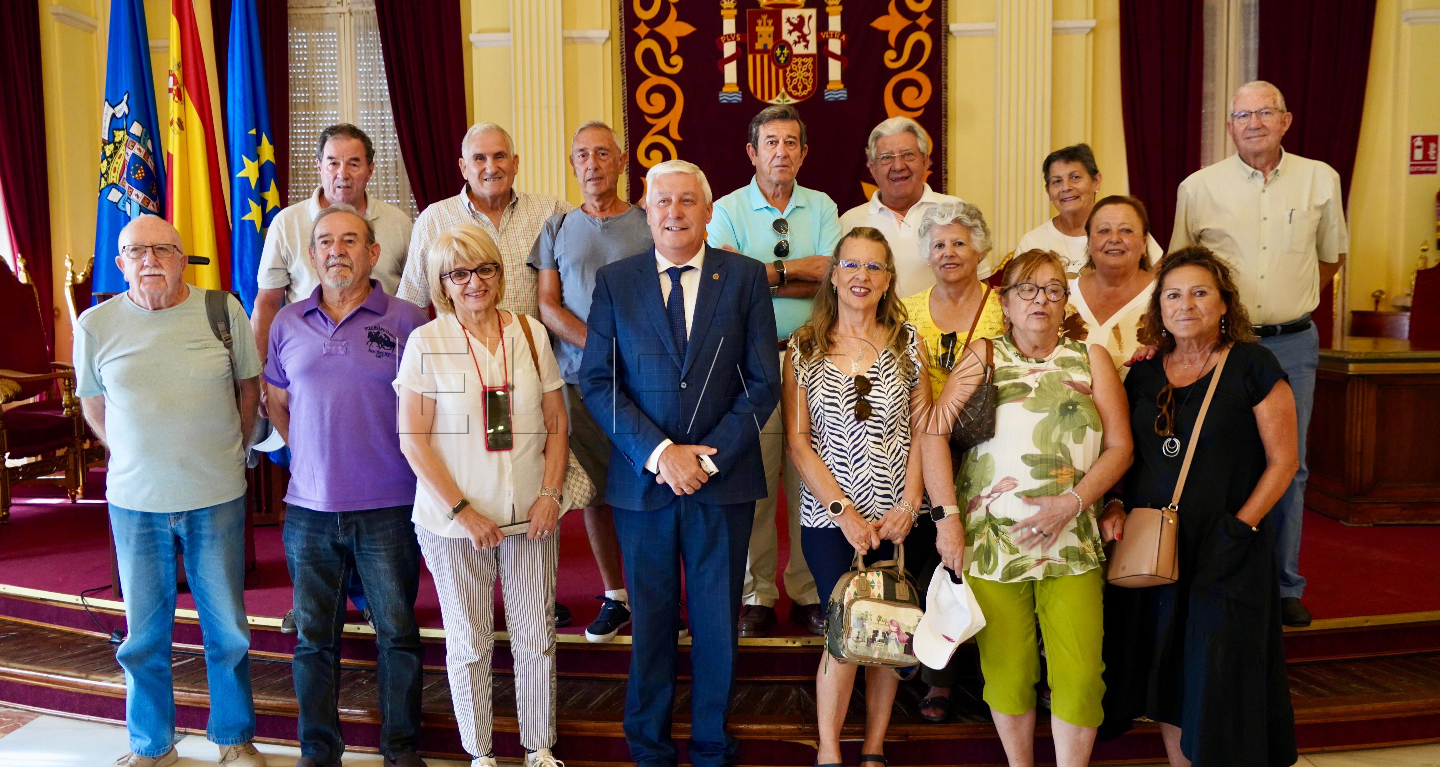 Sargentos de Caballería celebran en Melilla el 52º aniversario de su paso por la mili