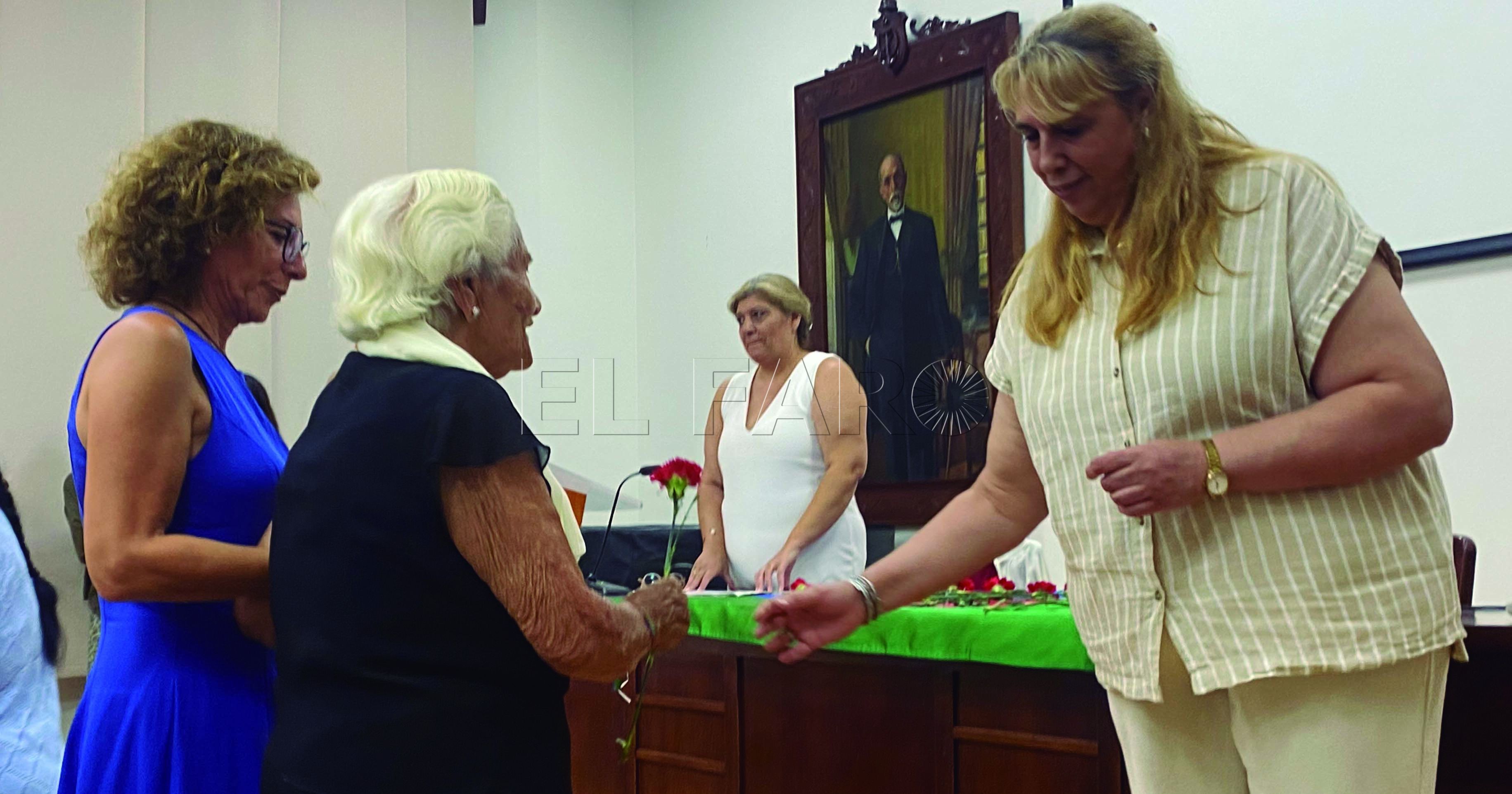 Cultura rinde tributo a las víctimas de la represión y al legado vivo de las mujeres gitanas.