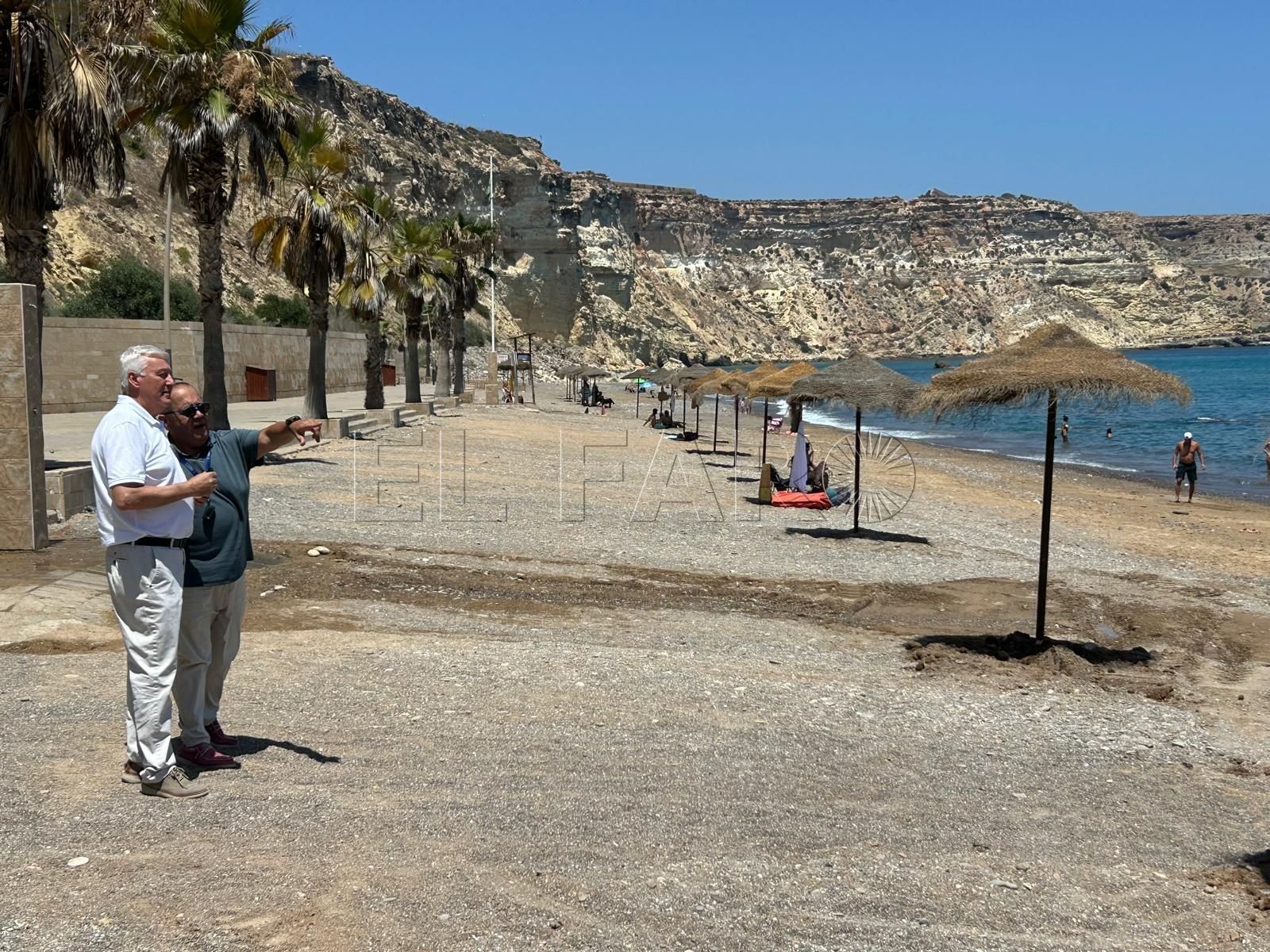 Daniel Ventura en la playa de Horcas Coloradas