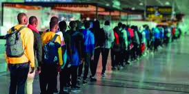 Moh critica al PP por rechazar el reparto de menores que 'beneficia a Melilla'