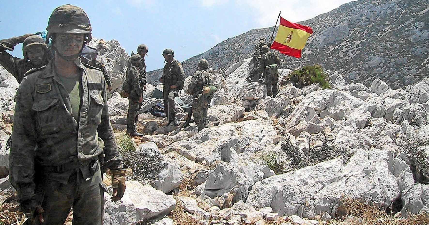 Soldados españoles recuperan Perejil