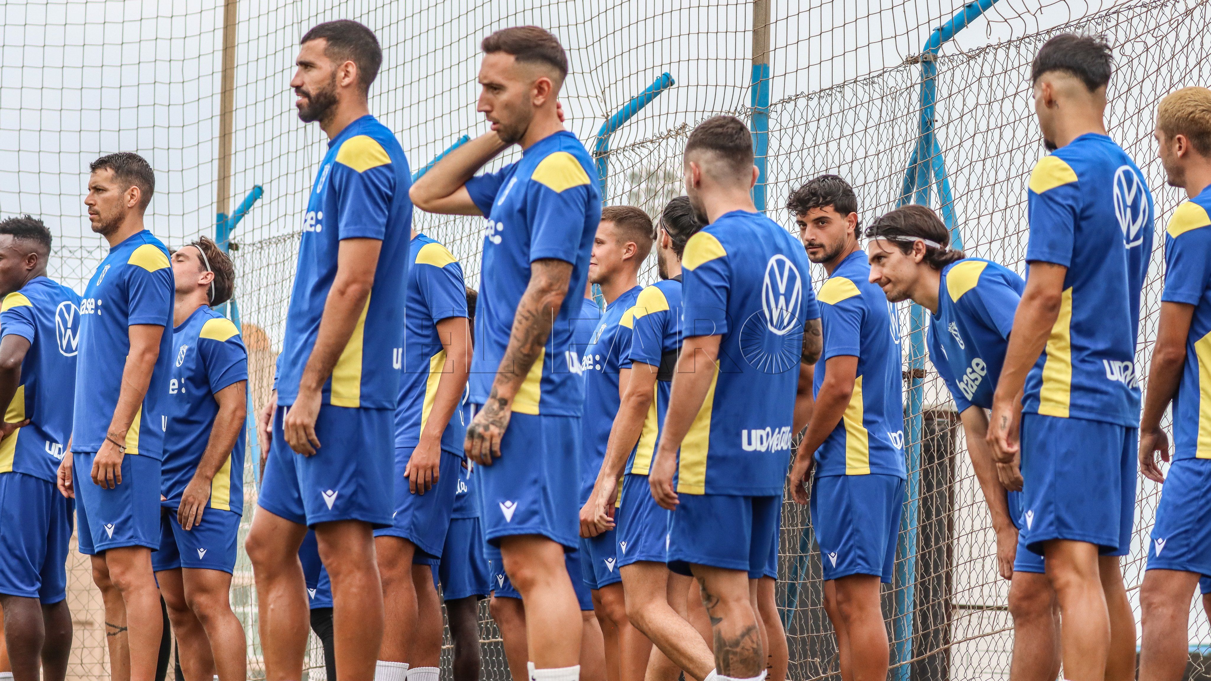 La UD Melilla pone rumbo al Pinatar Arena de Murcia