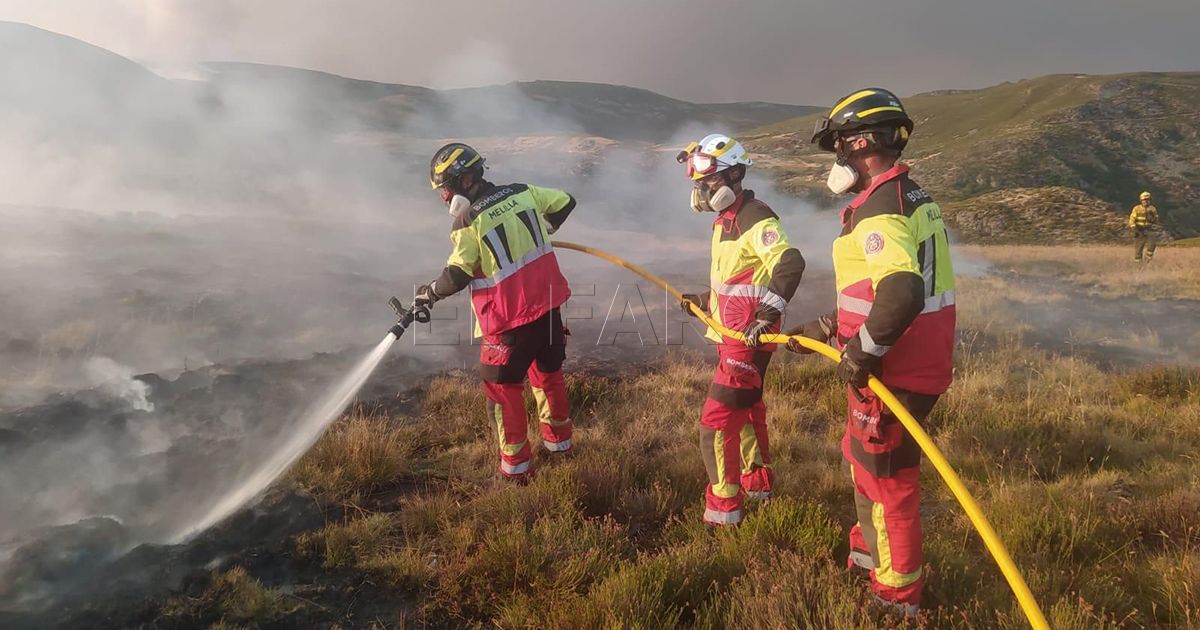Continúan los trabajos de los bomberos en Zamora