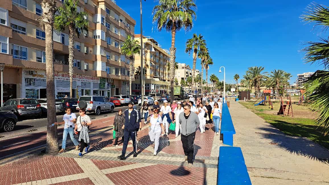Únete a la caminata organizada esta noche, por Adimel