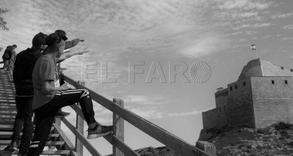 Melilla rompe la tendencia: la inmigración irregular se dispara un 281% mientras cae en el resto de España