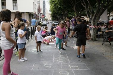 'Verano para todos': diversión, convivencia y juegos al aire libre para niños y niñas en Melilla