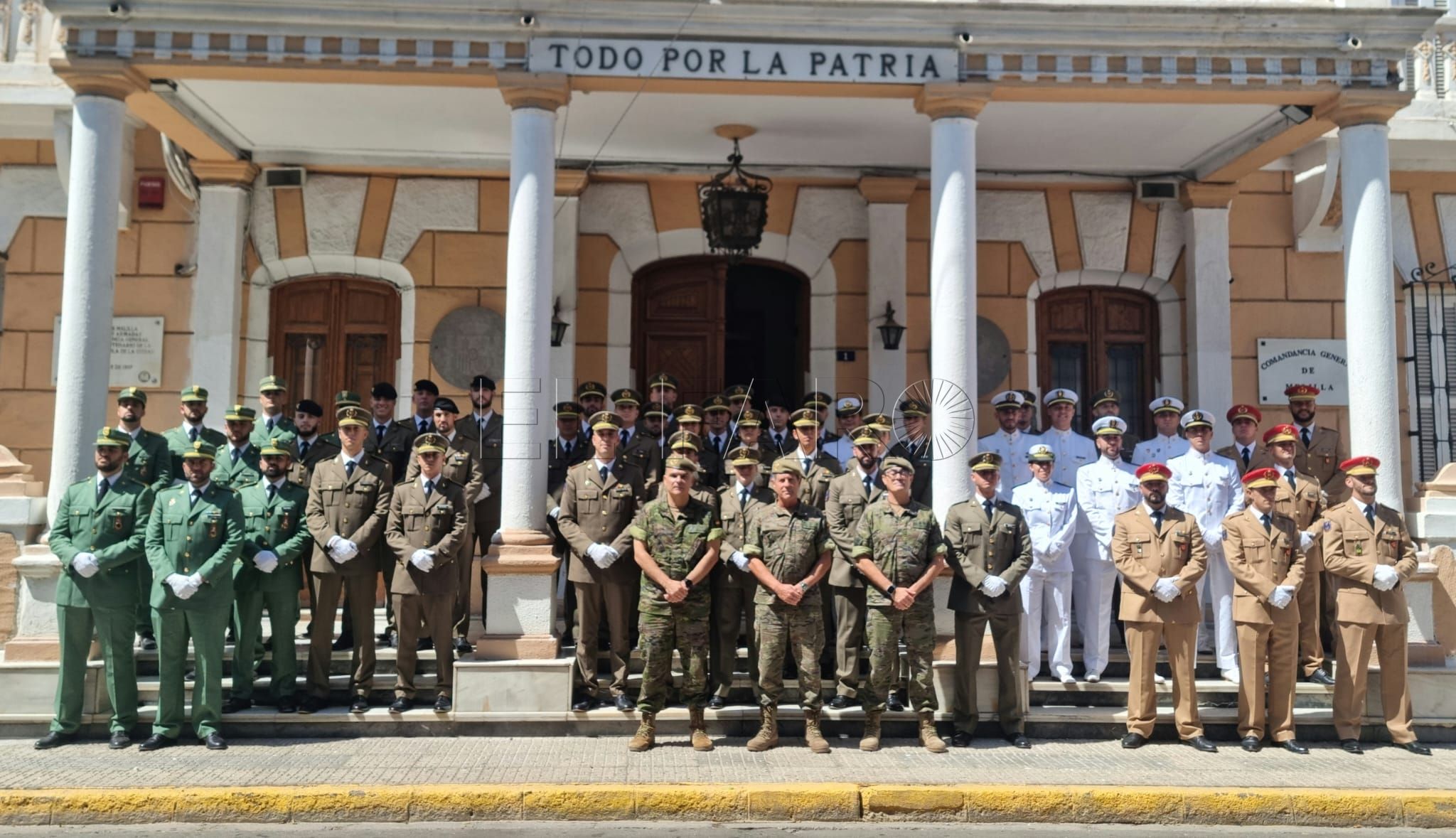 Melilla recibe a 56 militares para reforzar sus Unidades