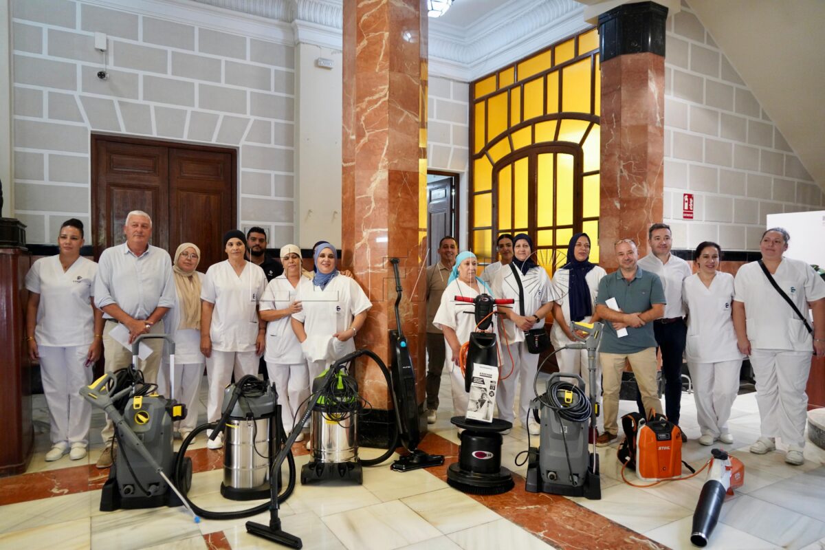 Adjudicado el contrato de limpieza y mantenimiento de dependencias municipales y aseos públicos