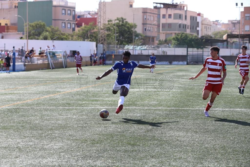 La UD Melilla B firma un empate sin goles ante el Recreativo Granada