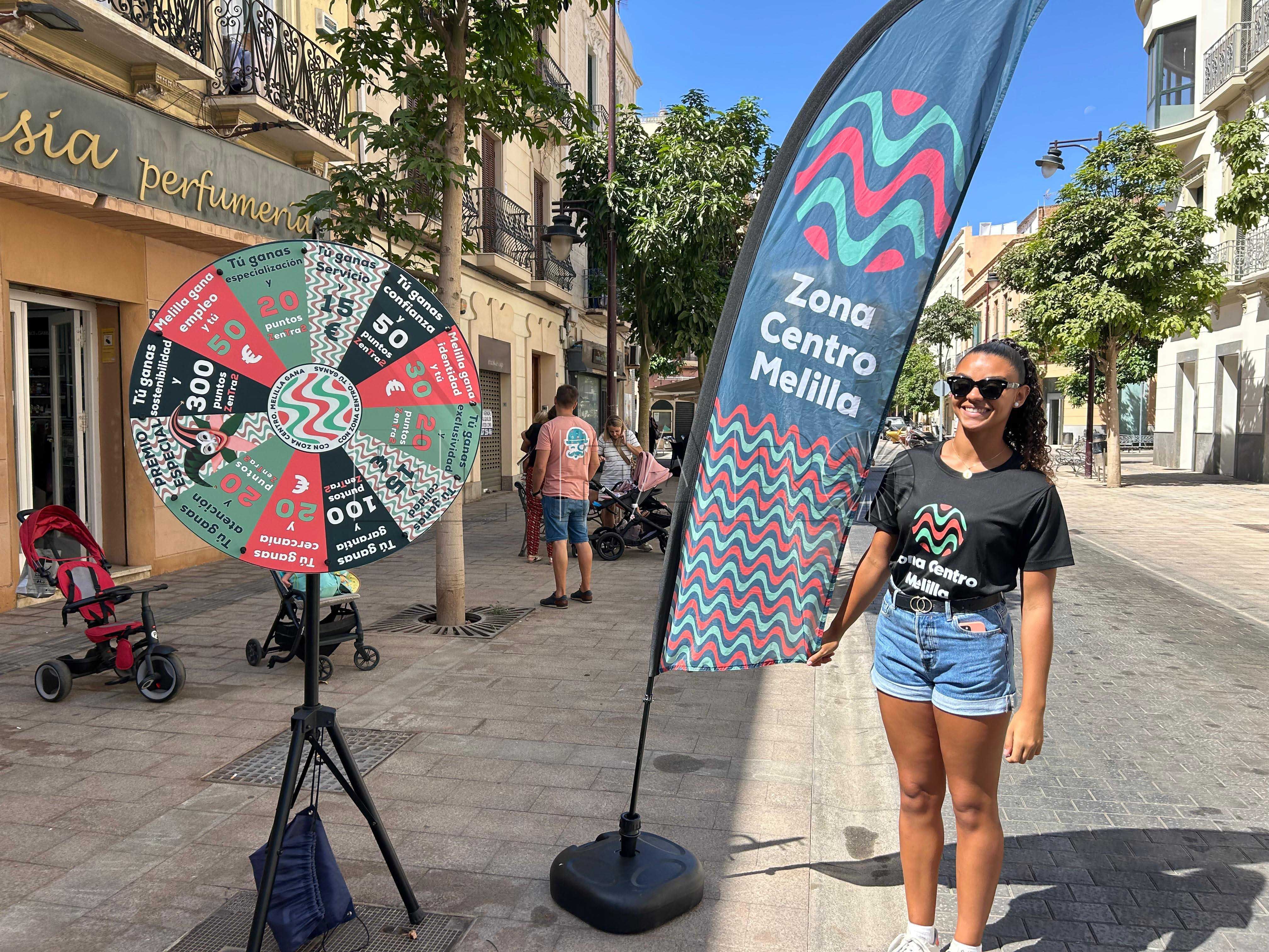 Zona Centro llena la calle Conde Serrano de premios y creatividad en la vuelta al cole