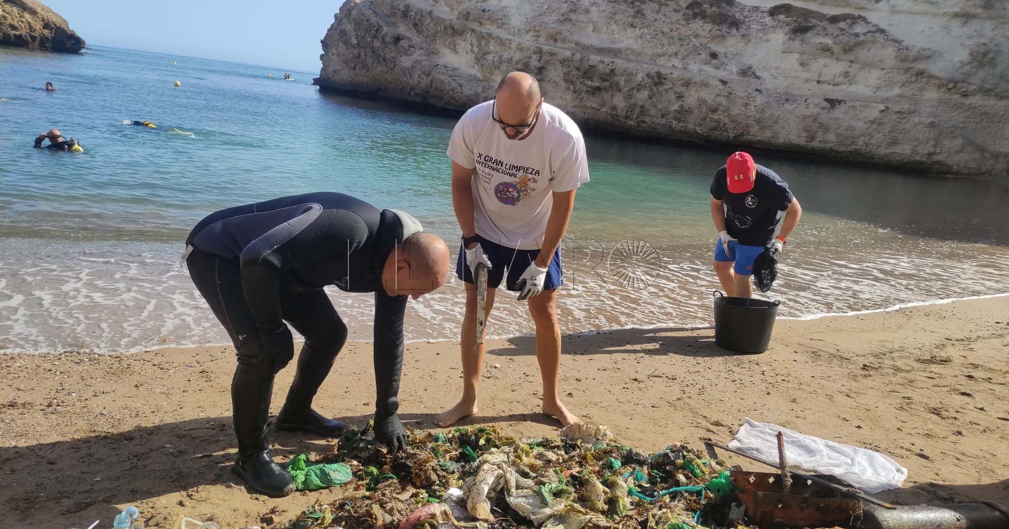 La limpieza del fondo marino será el día 27