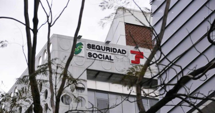 De baja las tres facultativas