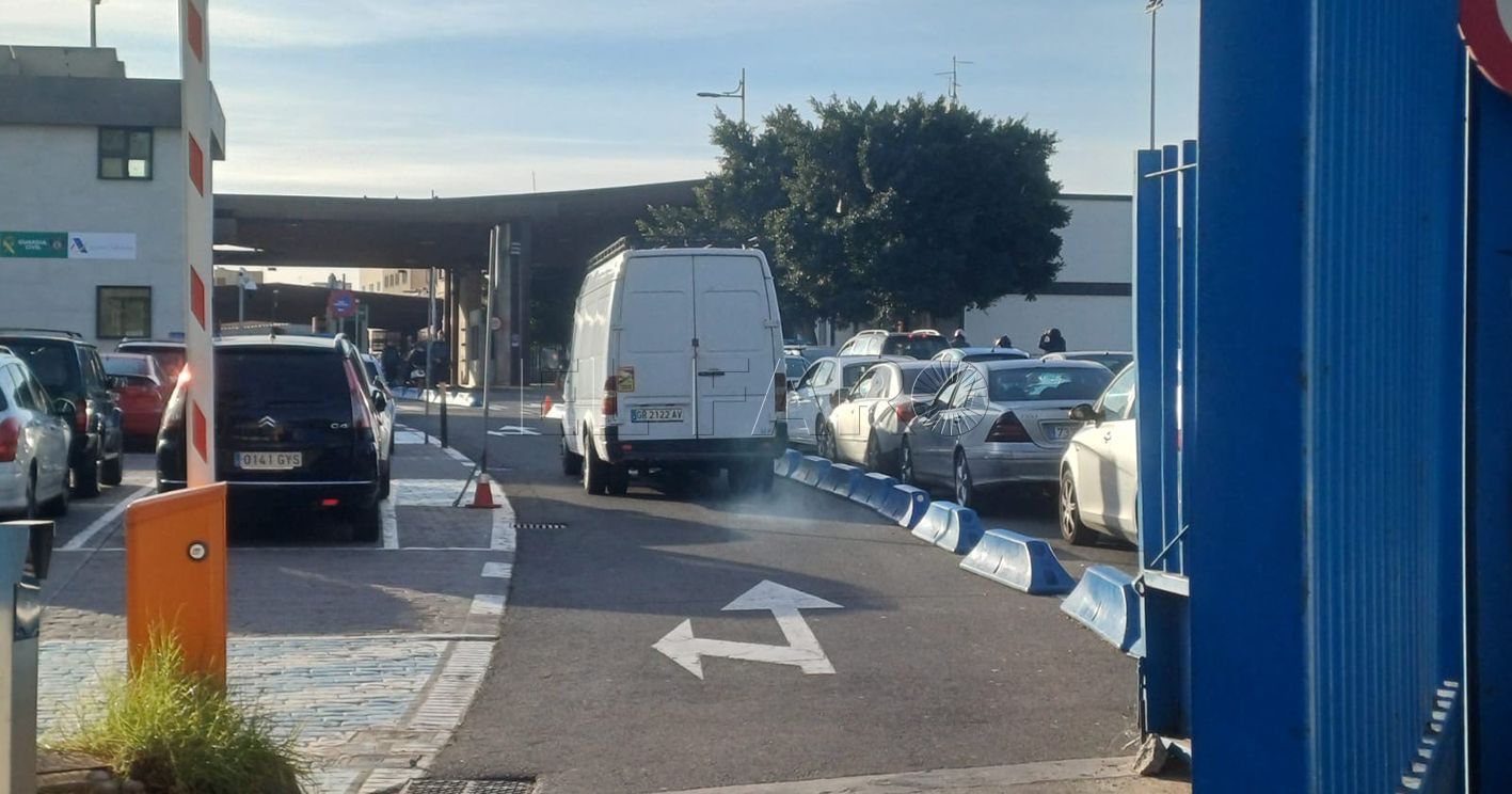 Los empresarios de Melilla continuarán por ahora sin utilizar la aduana