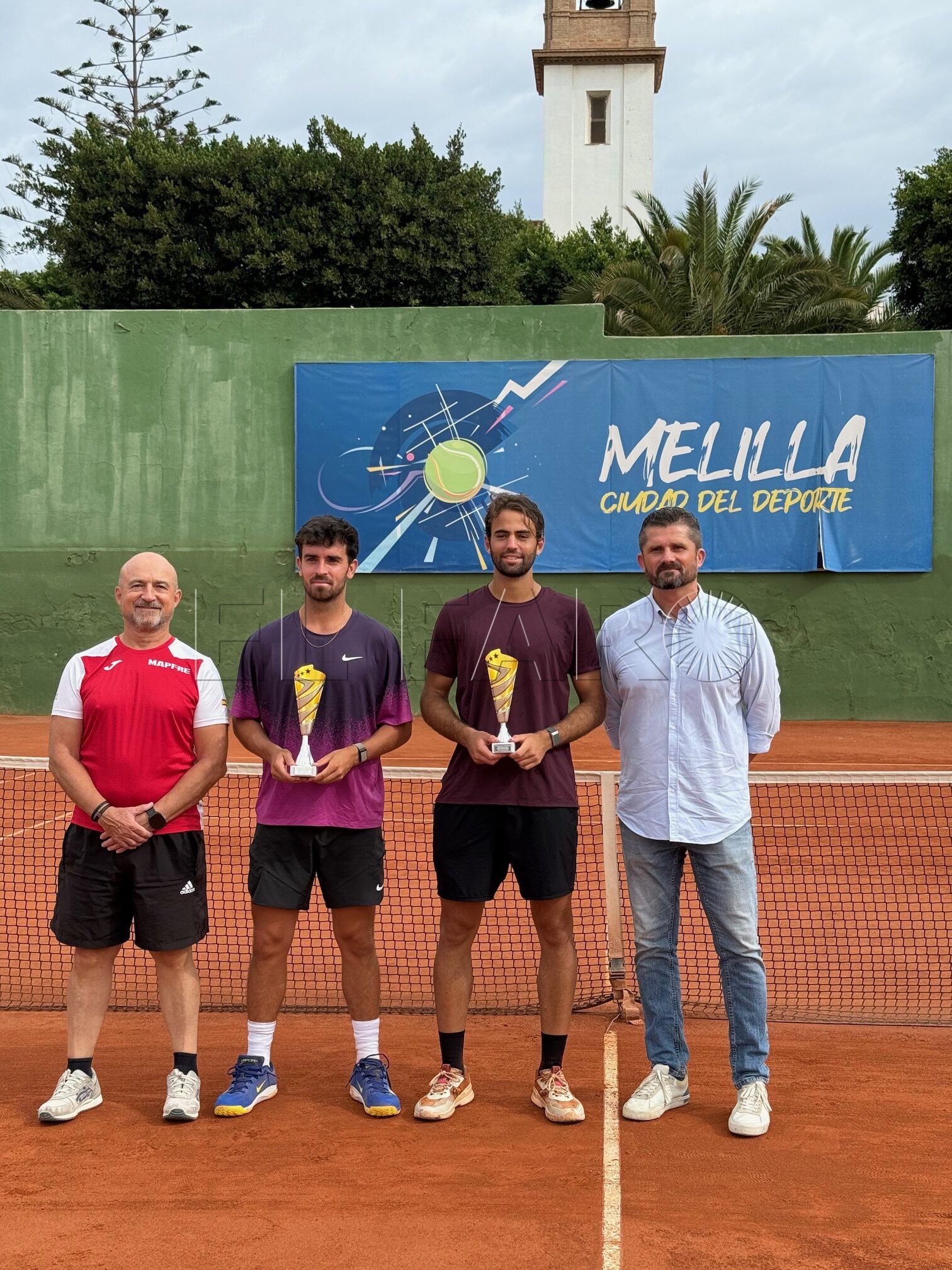 Pedro Vives, triunfador del torneo de tenis melillense