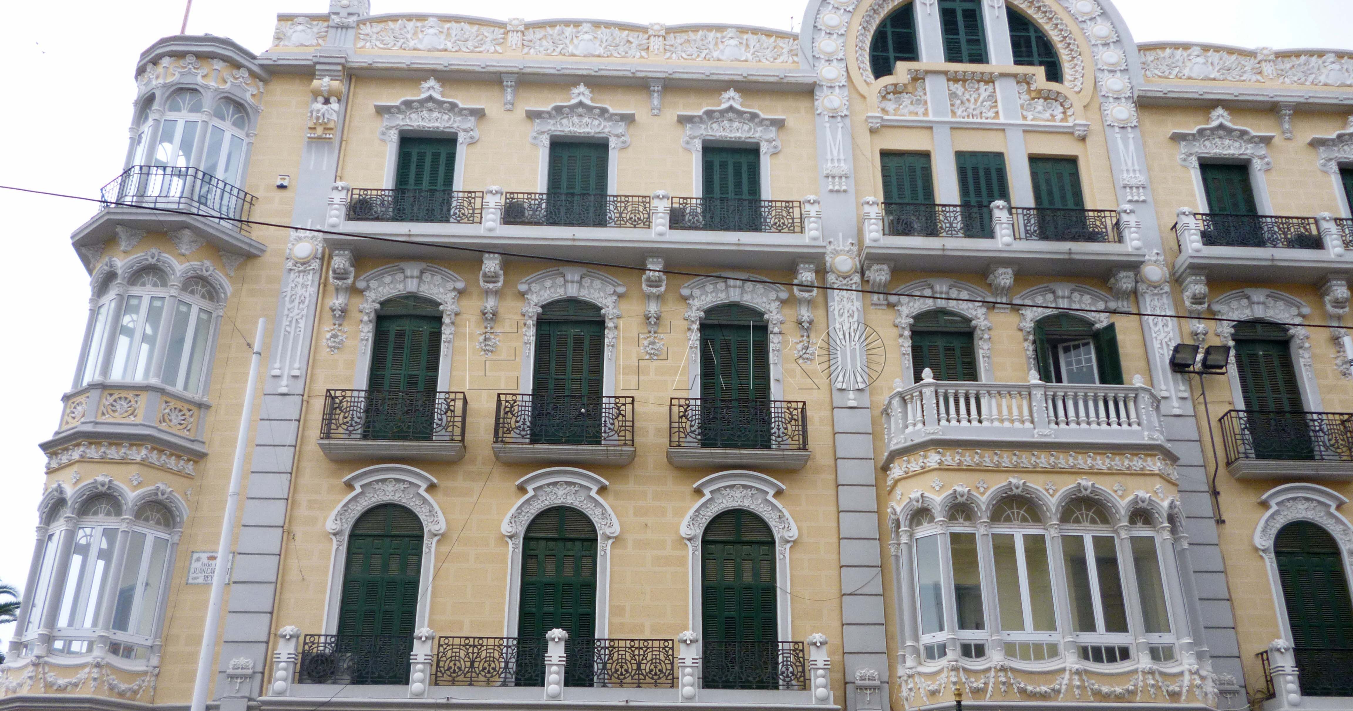 Bloque modernista en pleno centro